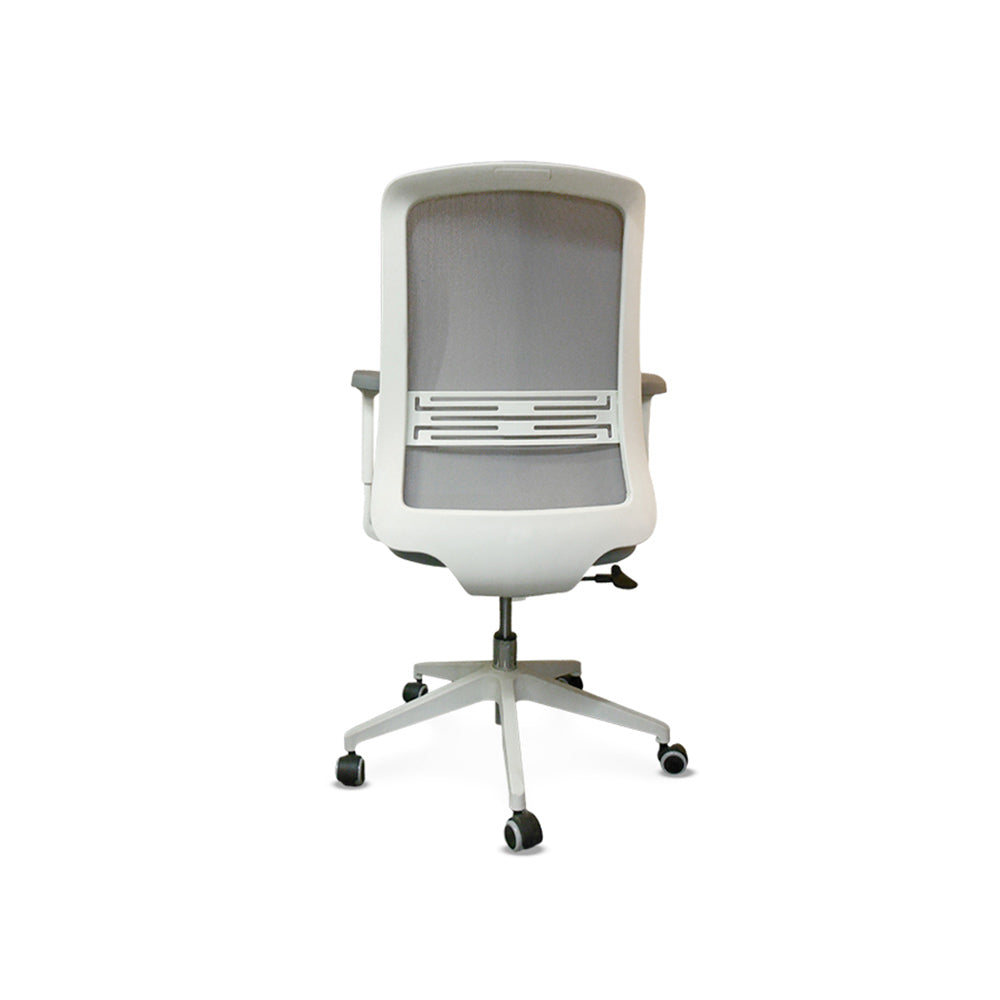 Silla GÜD Color Executive. Base Plástica Blanca